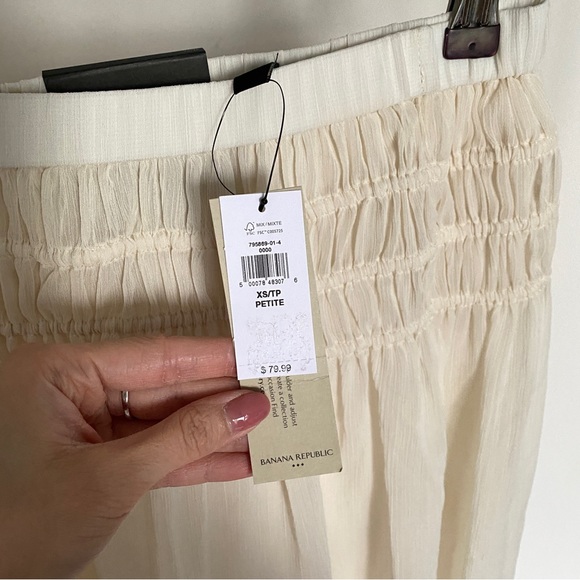 (SET) 2 off white skirts - Picture 4 of 6